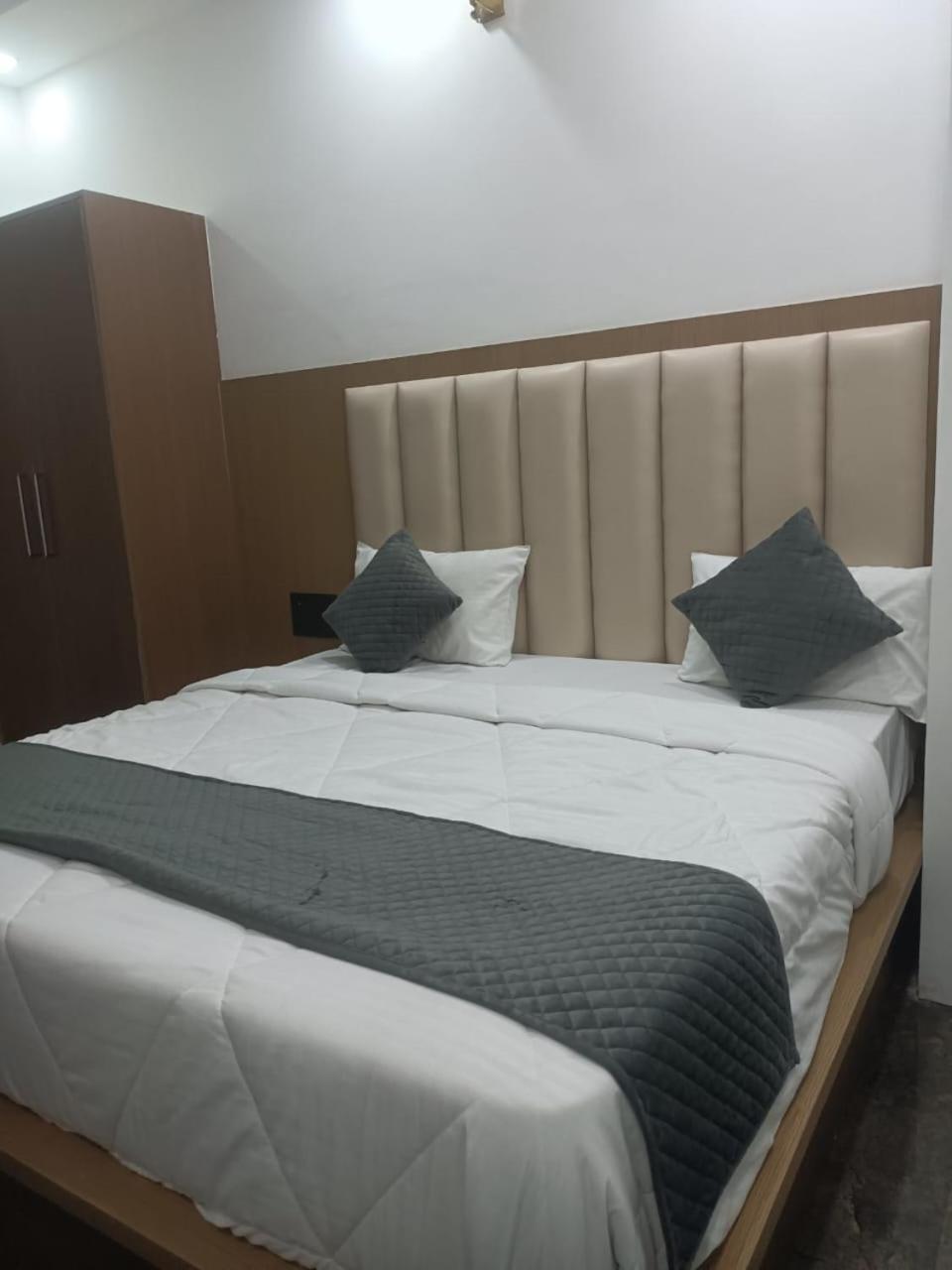 Hotel Whitehouse Ac Family Room Agra  Luaran gambar